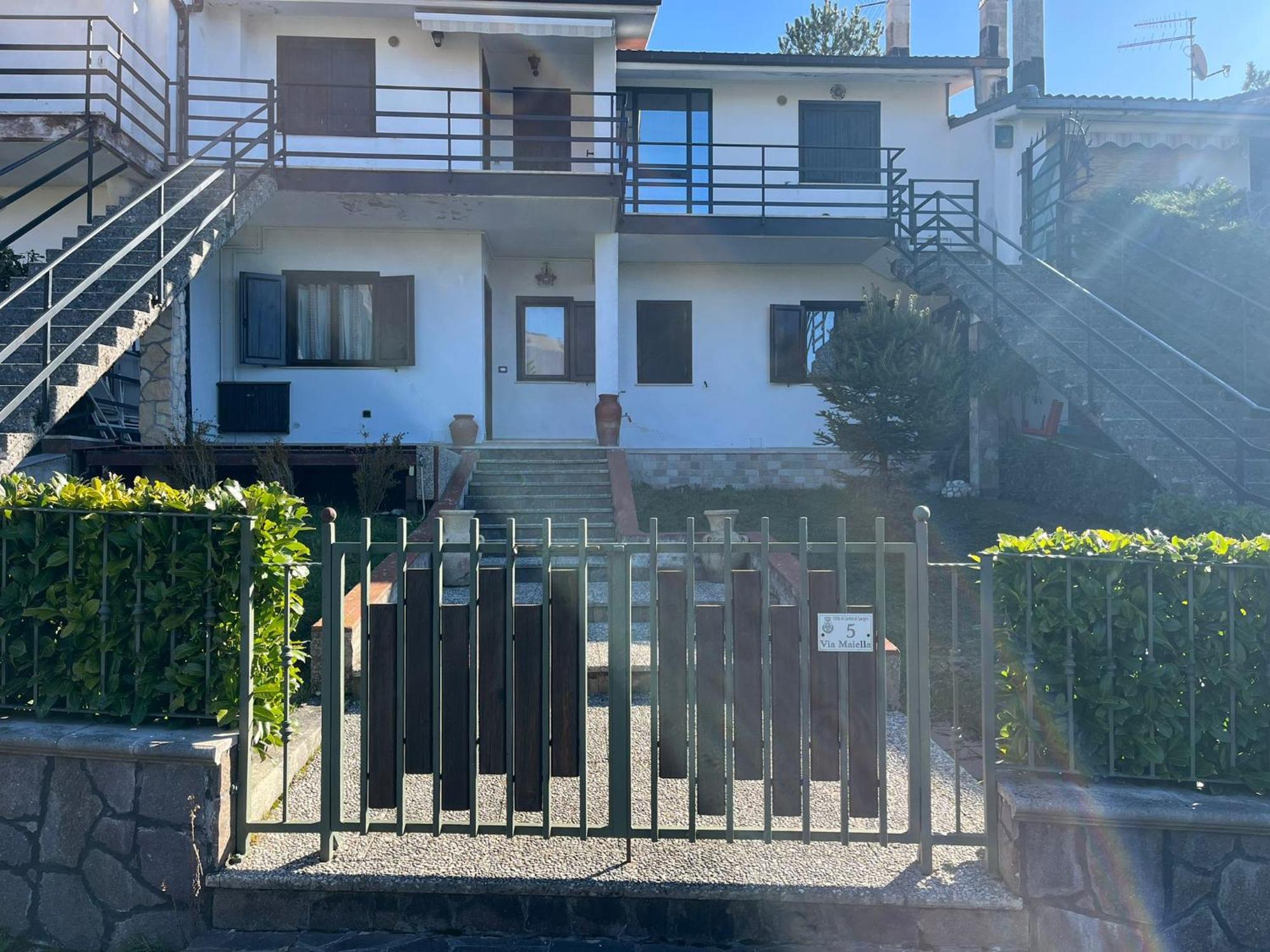 Il Rifugio Di Carmine Apartment กัสเตลดิซังโกร ภายนอก รูปภาพ