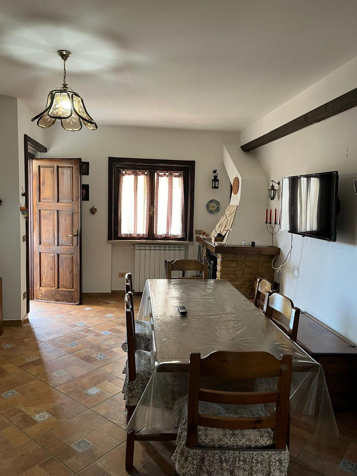 Il Rifugio Di Carmine Apartment กัสเตลดิซังโกร ภายนอก รูปภาพ