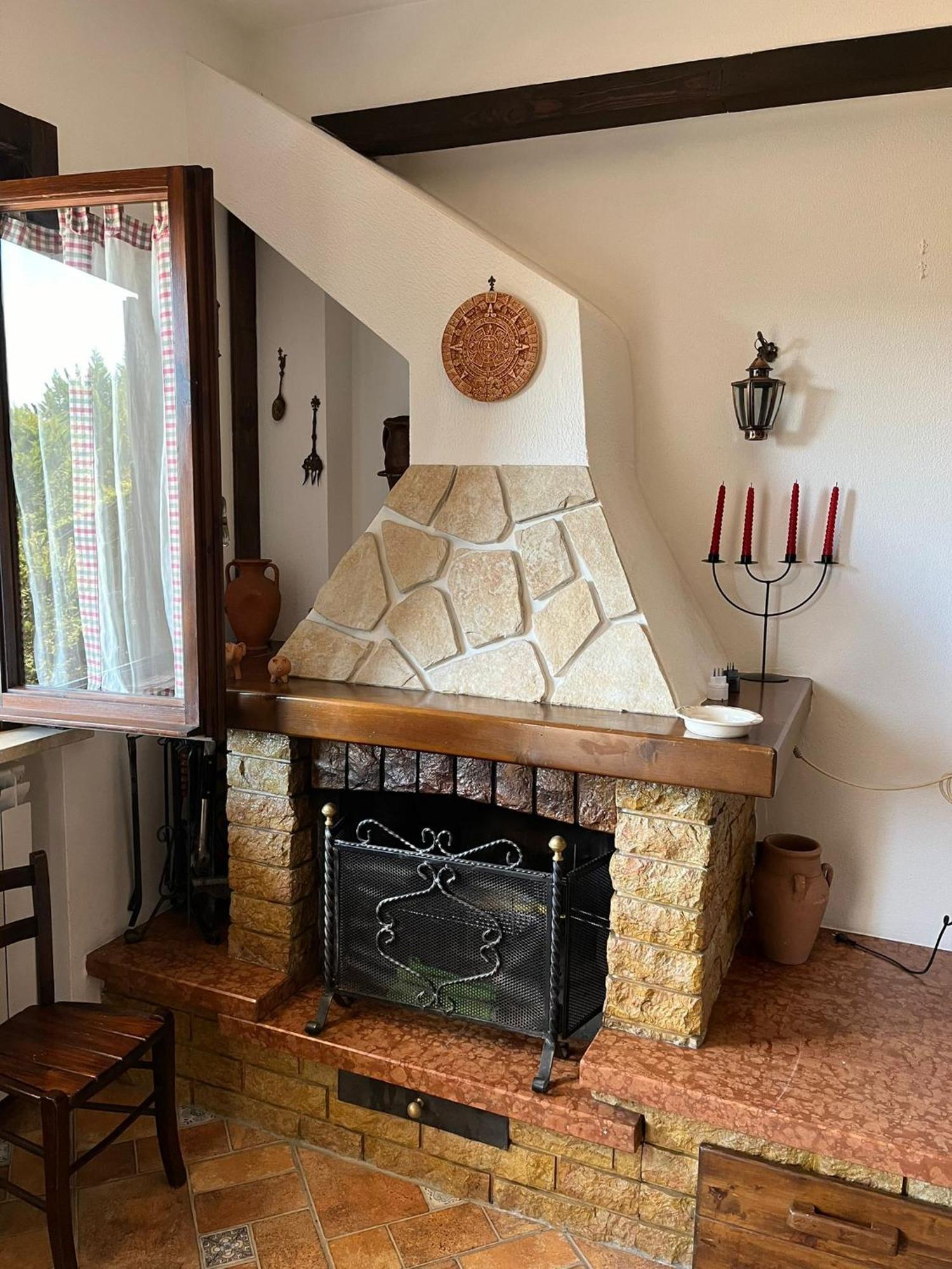 Il Rifugio Di Carmine Apartment กัสเตลดิซังโกร ภายนอก รูปภาพ